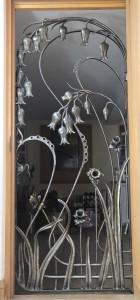 BexSimon Daffodil and bluebell gate.