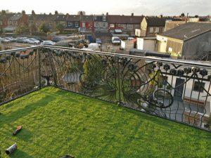 Art Nouveau style Daffodil balcony railing